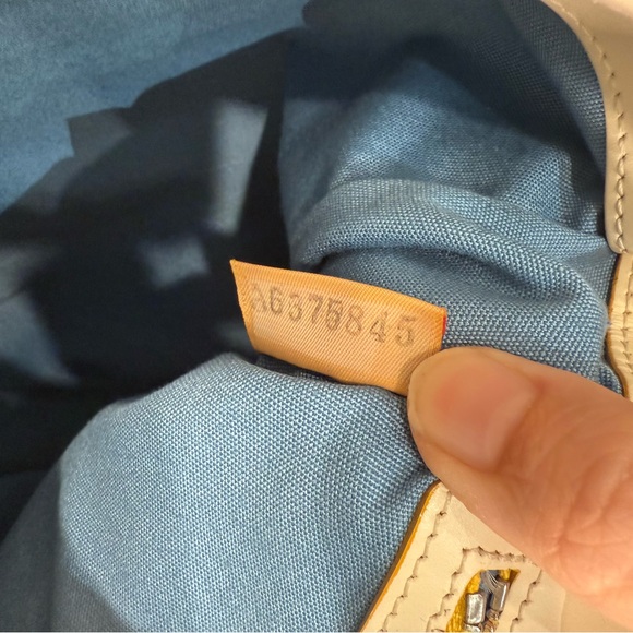 Dooney & Bourke EUC Yellow, Blue, & Cream Shoulder Bag - Picture 6 of 6